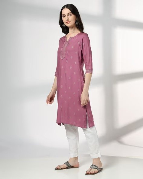 473Wx593H-443067160-mauve-MODEL.jpg Women Printed Straight Kurta - Image 1