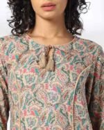 Women Paisley Print Straight Kurta With Neck Tie-Up - Image 2