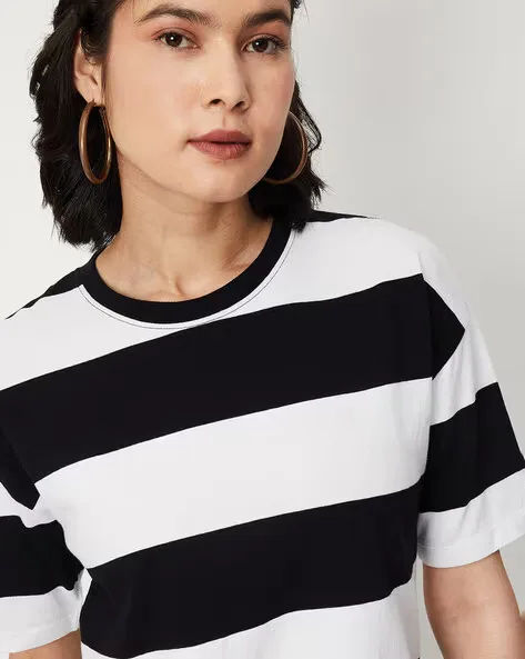 473Wx593H-465940350-black-MODEL5.webp Women Striped Relaxed Fit Crew-Neck T-Shirt - Image 1